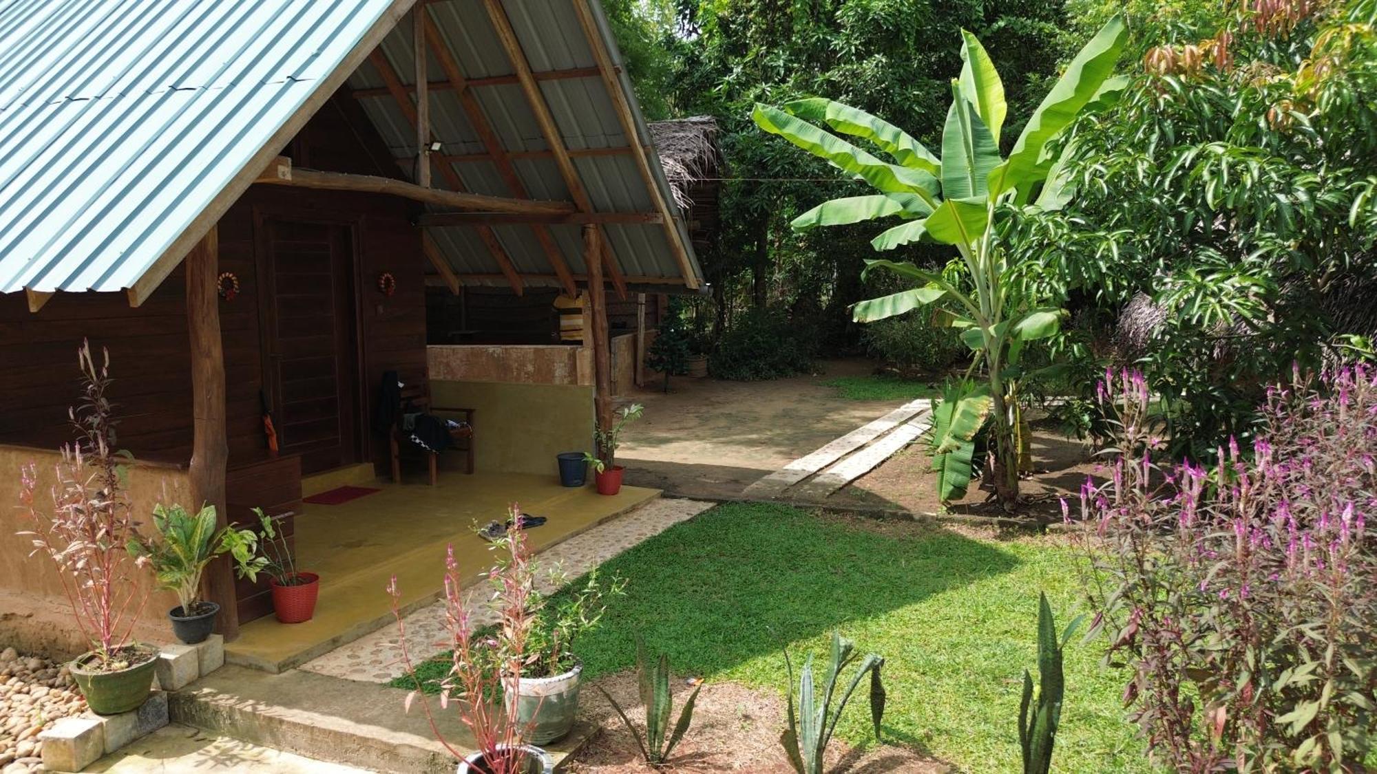Maika Safari Lodge *